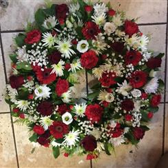 Large Red and White Wreath